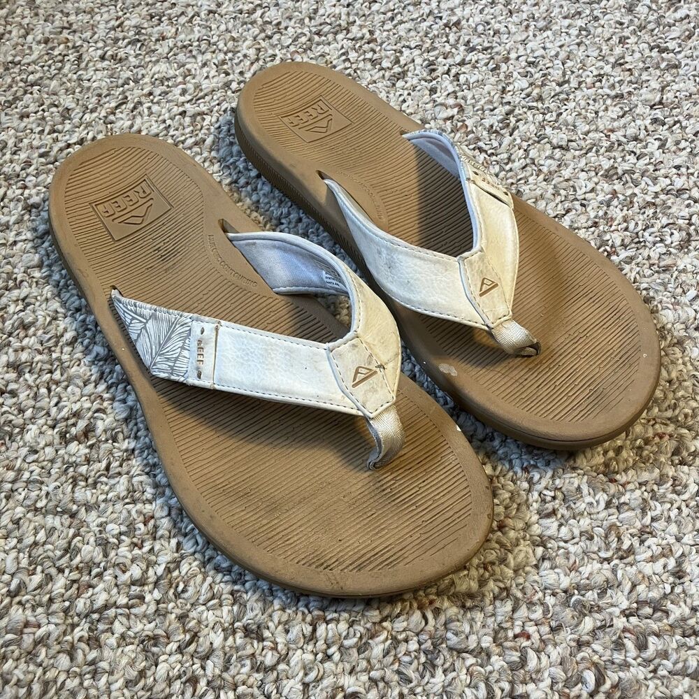Reef Womens Flip Flop Sandals Size 9 White Strap Anatomic Contouring Comfort Fun